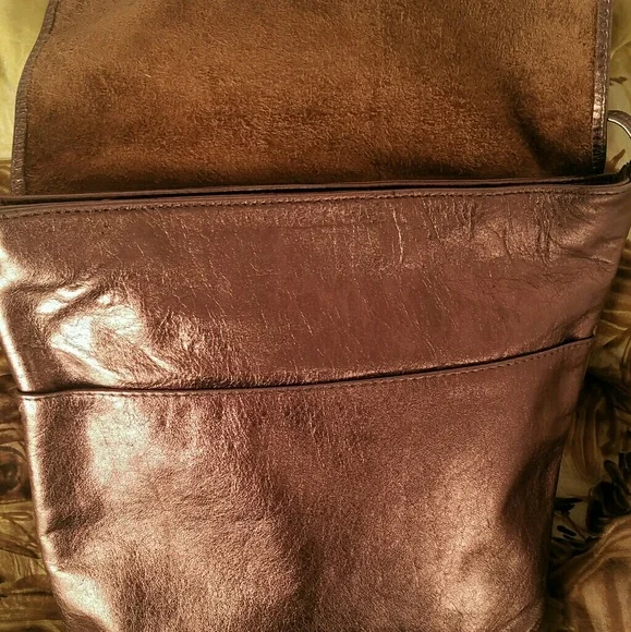 Vintage Metallic Bronze Shoulder Bag - Picture 2 of 5